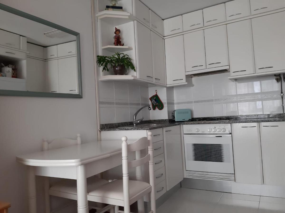 Apartamentos Virita Coqueto Apartamento Vacacional, Proximo A La Playa A Coruna Bagian luar foto
